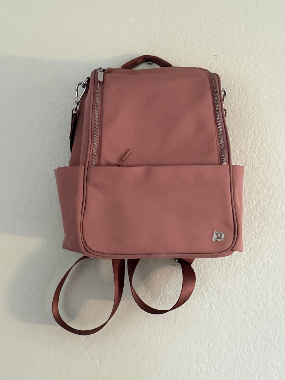 lululemon city essential backpack